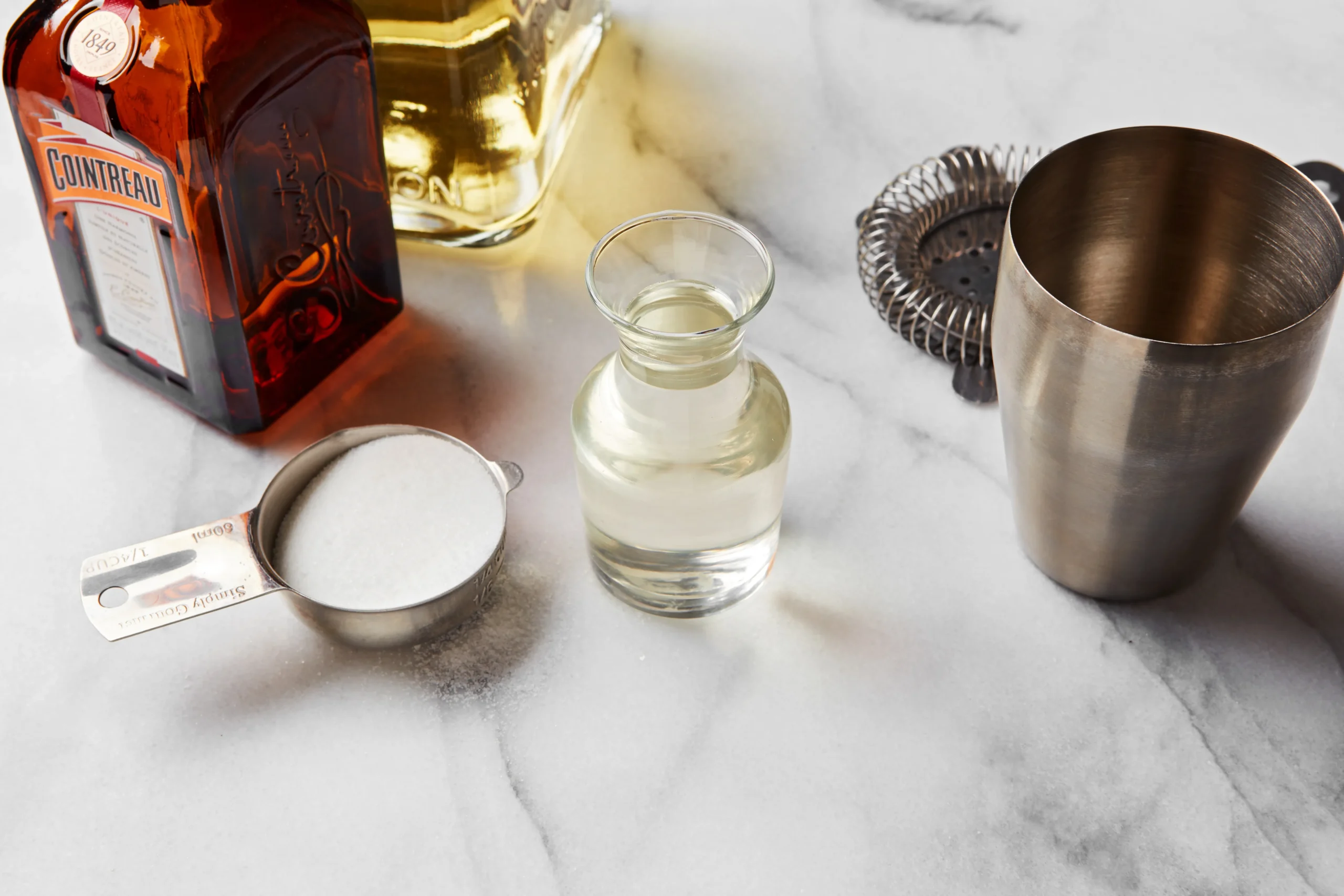 6 Tricks to Maintain the Quality of Syrups in Your Bar