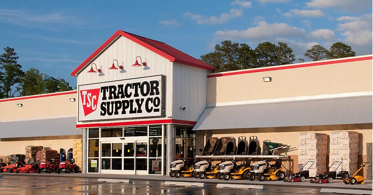 farm equipment supply store near westchester​​